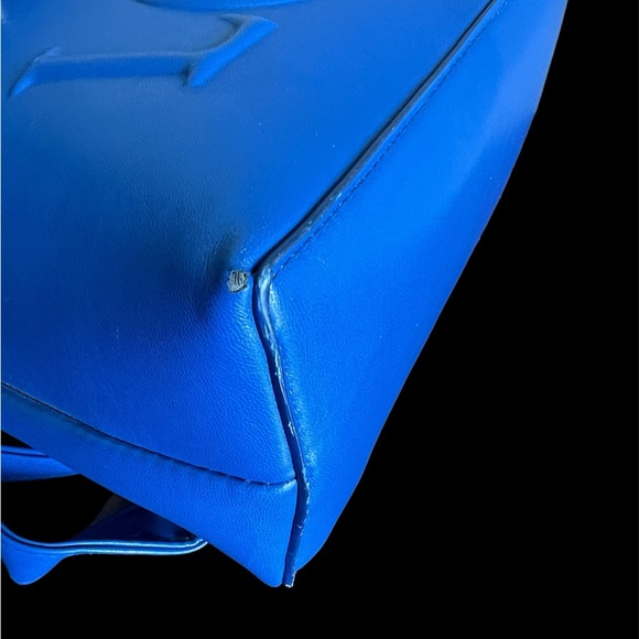 LOVE Blue Adjustable Backpack - Picture 11 of 15